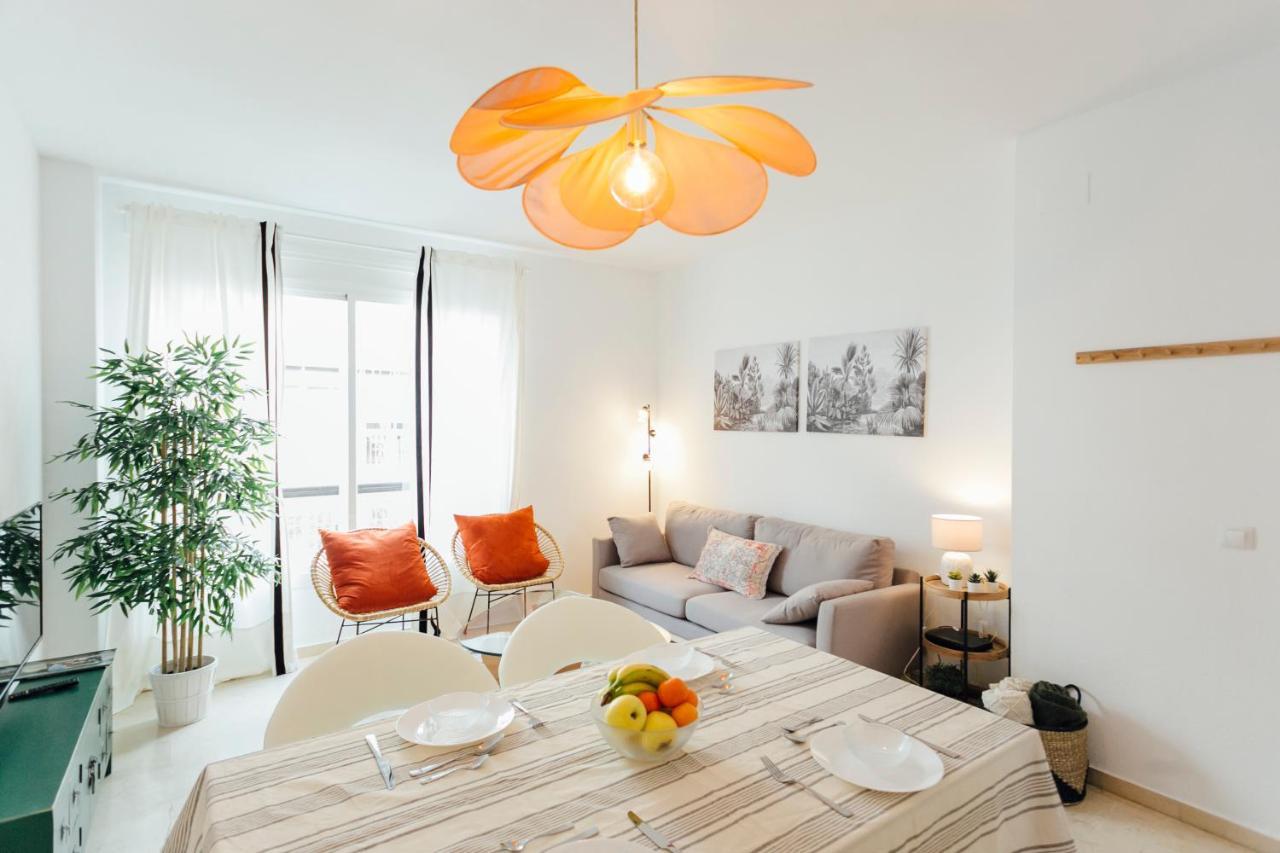 Reformed And Bright- 2Bdr 1Bth- Nervion Lejlighed Sevilla Eksteriør billede